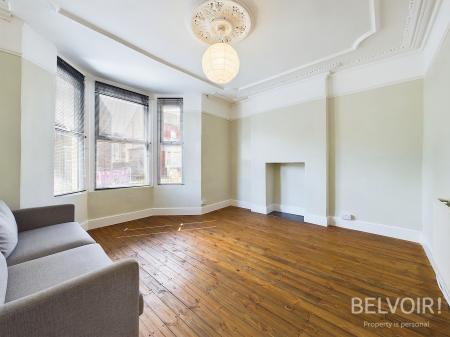 4 bedroom Semi-detached house to let in Salisbury Road, Wavertree, Liverpool, L15