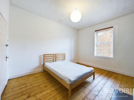 4 bedroom Semi-detached house to let in Salisbury Road, Wavertree, Liverpool, L15