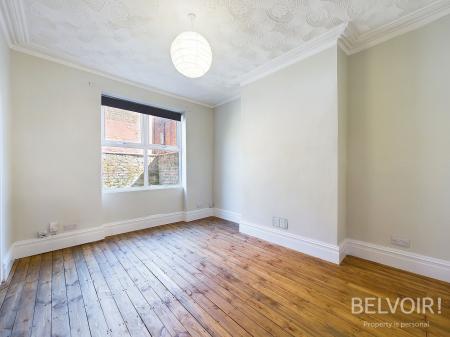 4 bedroom Semi-detached house to let in Salisbury Road, Wavertree, Liverpool, L15