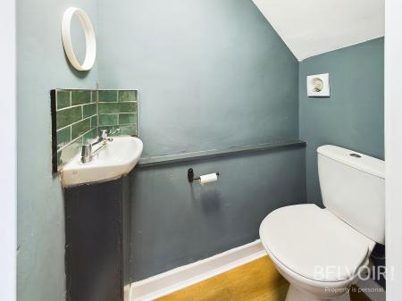 4 bedroom Semi-detached house to let in Salisbury Road, Wavertree, Liverpool, L15