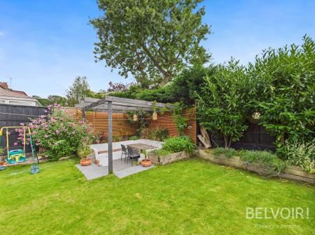 3 bedroom Semi-detached house to let in Dundonald Road, Aigburth, Liverpool, L17