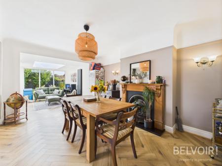 3 bedroom Semi-detached house to let in Dundonald Road, Aigburth, Liverpool, L17