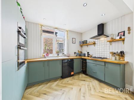3 bedroom Semi-detached house to let in Dundonald Road, Aigburth, Liverpool, L17