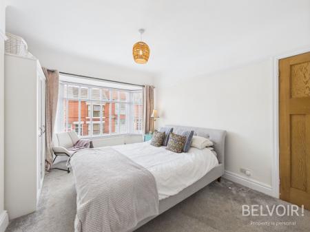 3 bedroom Semi-detached house to let in Dundonald Road, Aigburth, Liverpool, L17