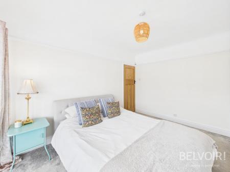 3 bedroom Semi-detached house to let in Dundonald Road, Aigburth, Liverpool, L17