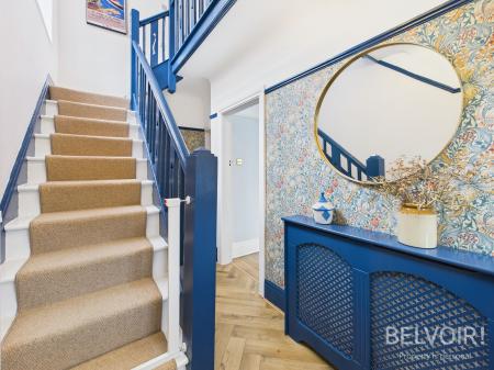 3 bedroom Semi-detached house to let in Dundonald Road, Aigburth, Liverpool, L17