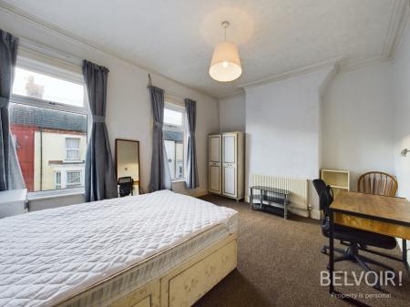 3 bedroom Terraced House to let in South Bank Road, Fairfield, Liverpool, L7
