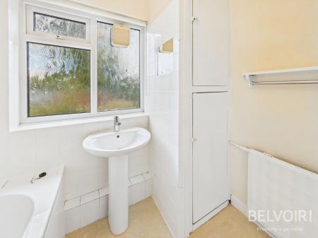 3 bedroom Detached house to let in Ingledene Road, Allerton, Liverpool, L18