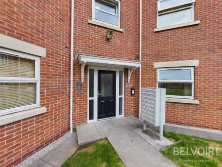 2 bedroom Flat to let in Titherington Way, Wavertree, Liverpool, L15