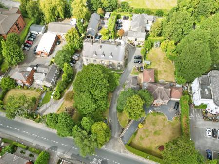 9 bedroom Semi-detached house for sale in 166 Orrell Road, Orrell, Wigan, WN5