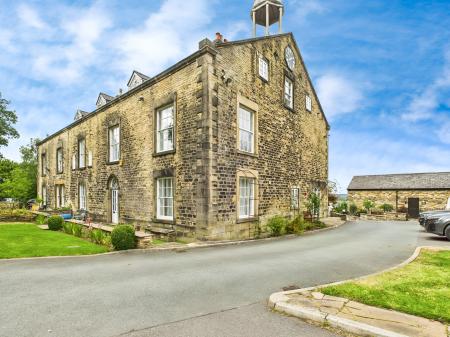 9 bedroom Semi-detached house for sale in 166 Orrell Road, Orrell, Wigan, WN5