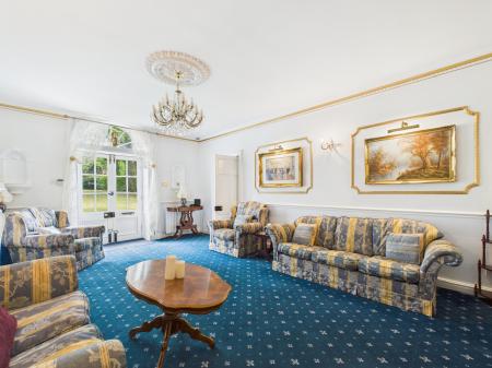 9 bedroom Semi-detached house for sale in 166 Orrell Road, Orrell, Wigan, WN5