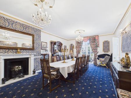 9 bedroom Semi-detached house for sale in 166 Orrell Road, Orrell, Wigan, WN5