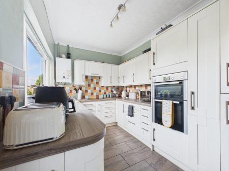 2 bedroom Terraced House for sale in Garswood Road, Ashton-In-Makerfield, WN4