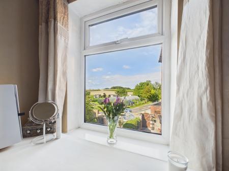 2 bedroom Terraced House for sale in Garswood Road, Ashton-In-Makerfield, WN4