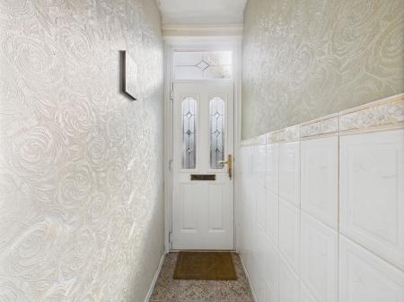 2 bedroom Terraced House for sale in Garswood Road, Ashton-In-Makerfield, WN4