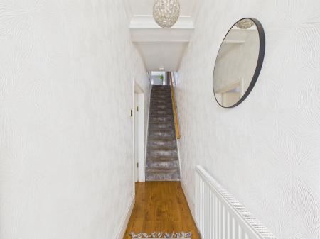 2 bedroom Terraced House for sale in Garswood Road, Ashton-In-Makerfield, WN4