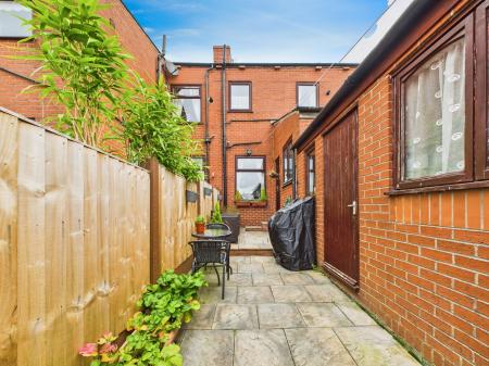 2 bedroom Terraced House for sale in Golborne Road, Ashton-In-Makerfield, WN4