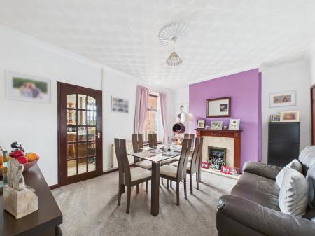 2 bedroom Terraced House for sale in Golborne Road, Ashton-In-Makerfield, WN4