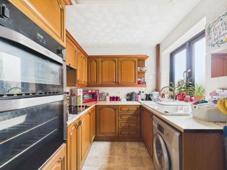 2 bedroom Terraced House for sale in Golborne Road, Ashton-In-Makerfield, WN4