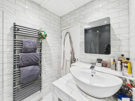 3 bedroom End of terrace house for sale in Hodges Street, Wigan, WN6