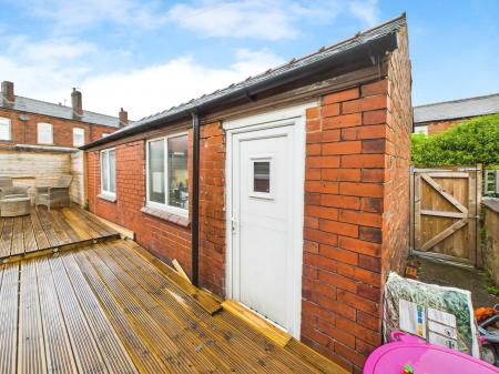 3 bedroom End of terrace house for sale in Hodges Street, Wigan, WN6