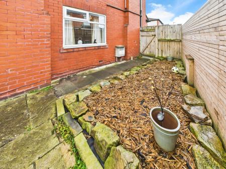 3 bedroom End of terrace house for sale in Hodges Street, Wigan, WN6