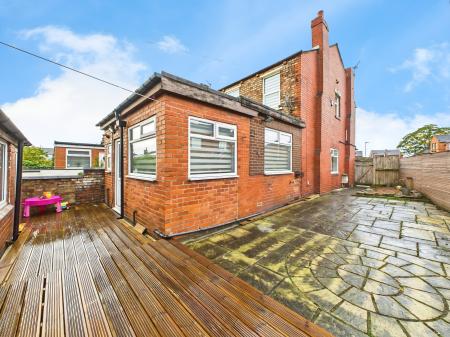 3 bedroom End of terrace house for sale in Hodges Street, Wigan, WN6