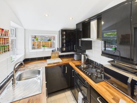 2 bedroom Terraced House for sale in Hodges Street, Wigan, WN6