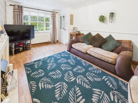 3 bedroom Semi-detached house for sale in Lee Lane, Abram, WN2