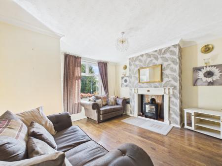 2 bedroom Terraced House for sale in Old Road, Ashton-In-Makerfield, WN4