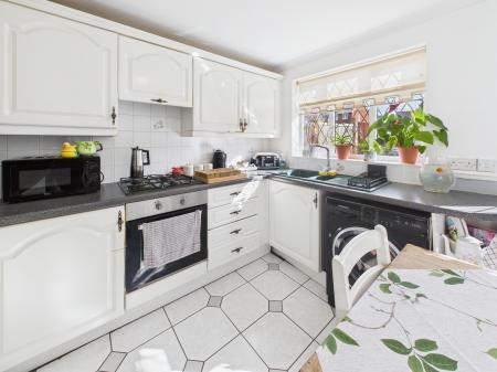 2 bedroom Semi-detached house for sale in Redburn Close, Poolstock, Wigan, WN3