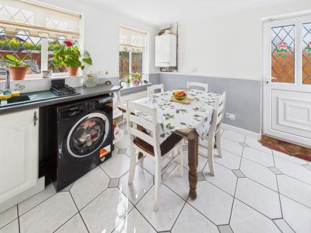 2 bedroom Semi-detached house for sale in Redburn Close, Poolstock, Wigan, WN3