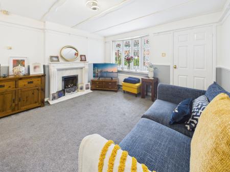 2 bedroom Semi-detached house for sale in Redburn Close, Poolstock, Wigan, WN3