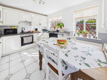 2 bedroom Semi-detached house for sale in Redburn Close, Poolstock, Wigan, WN3