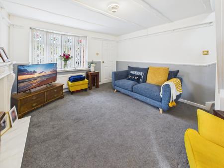 2 bedroom Semi-detached house for sale in Redburn Close, Poolstock, Wigan, WN3