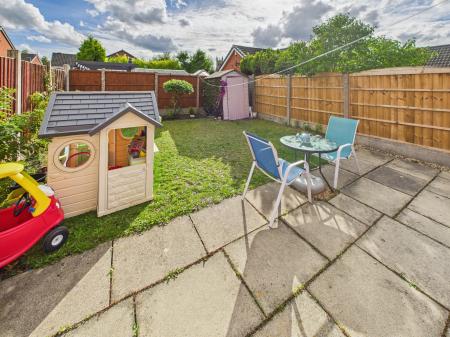 2 bedroom Semi-detached house for sale in Redburn Close, Poolstock, Wigan, WN3