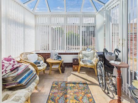 2 bedroom Semi-detached house for sale in Ruabon Crescent, Wigan, WN2