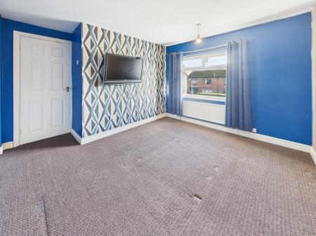 3 bedroom Semi-detached house for sale in Silverdale Avenue, Wigan, WN2