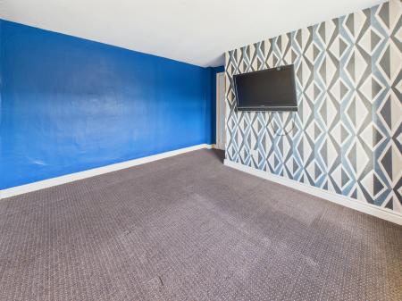 3 bedroom Semi-detached house for sale in Silverdale Avenue, Wigan, WN2