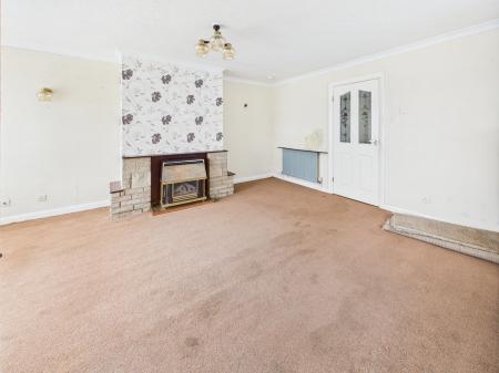 2 bedroom Semi-detached house for sale in Snowshill Drive, Wigan, WN3