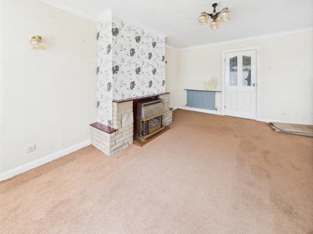 2 bedroom Semi-detached house for sale in Snowshill Drive, Wigan, WN3