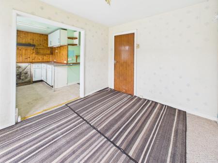 2 bedroom Semi-detached house for sale in Snowshill Drive, Wigan, WN3