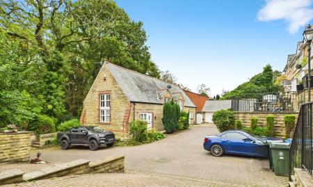 3 bedroom Semi-detached house for sale in St Thomas Court, Up Holland, WN8