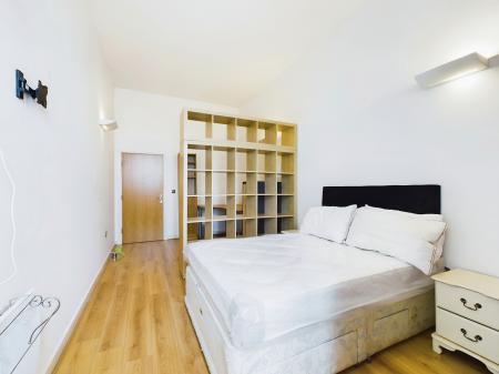 2 bedroom Apartment for sale in Trencherfield Mill, Wigan, WN3