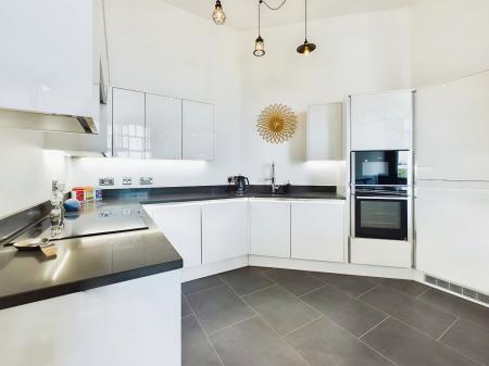 2 bedroom Apartment for sale in Trencherfield Mill, Wigan, WN3