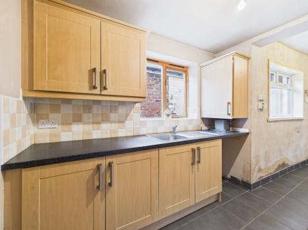 2 bedroom Terraced House for sale in Wigan Road, Hindley, WN2