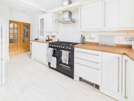 3 bedroom Semi-detached house for sale in Wigan Road, Standish, WN6