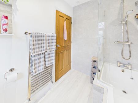 3 bedroom Semi-detached house for sale in Wigan Road, Standish, WN6