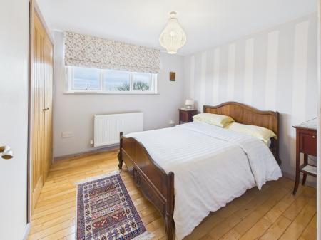 4 bedroom Semi-detached house for sale in Dean Close, Up Holland, Skelmersdale, WN8